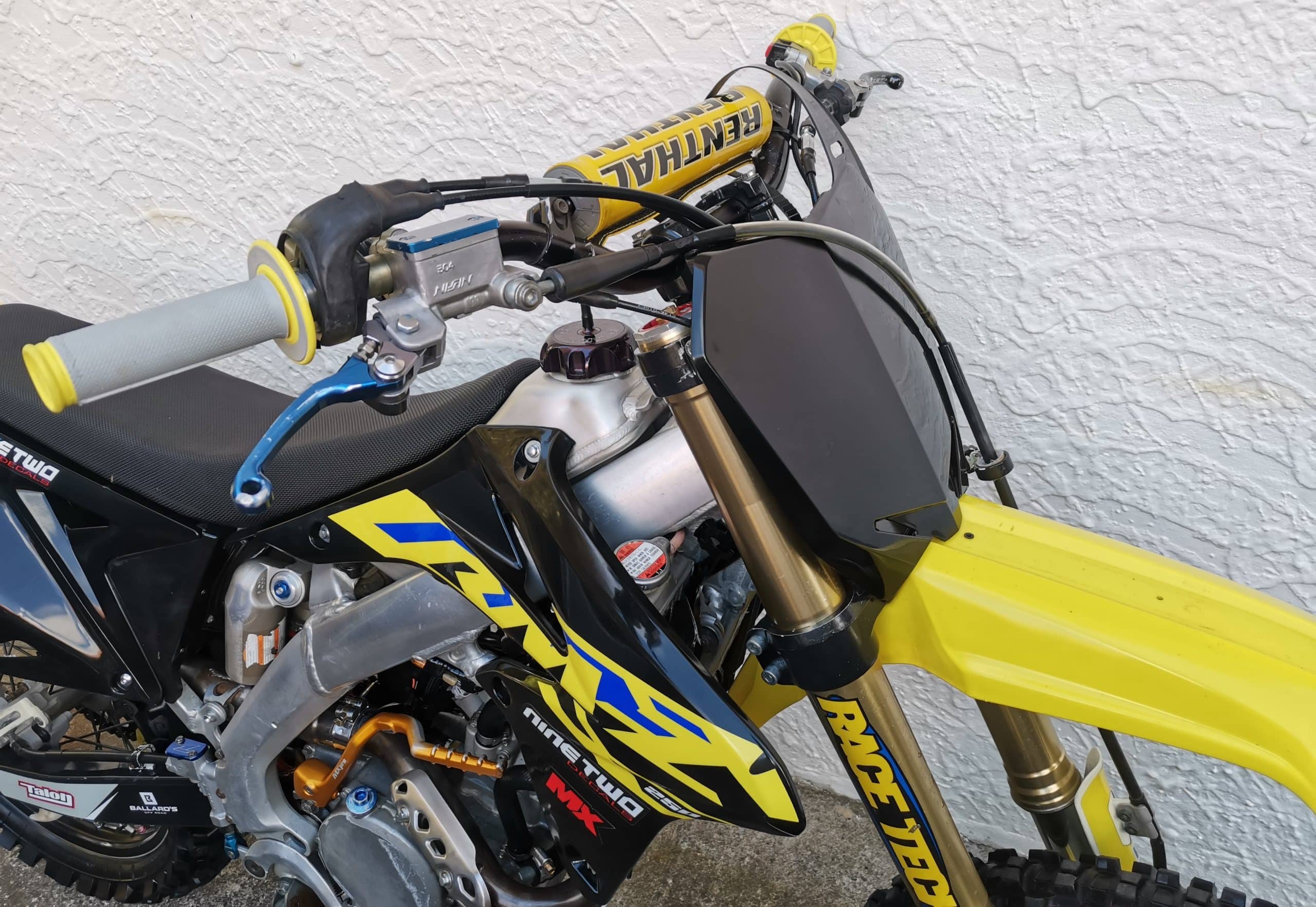 2013 Suzuki RMZ250, Fuel Injection