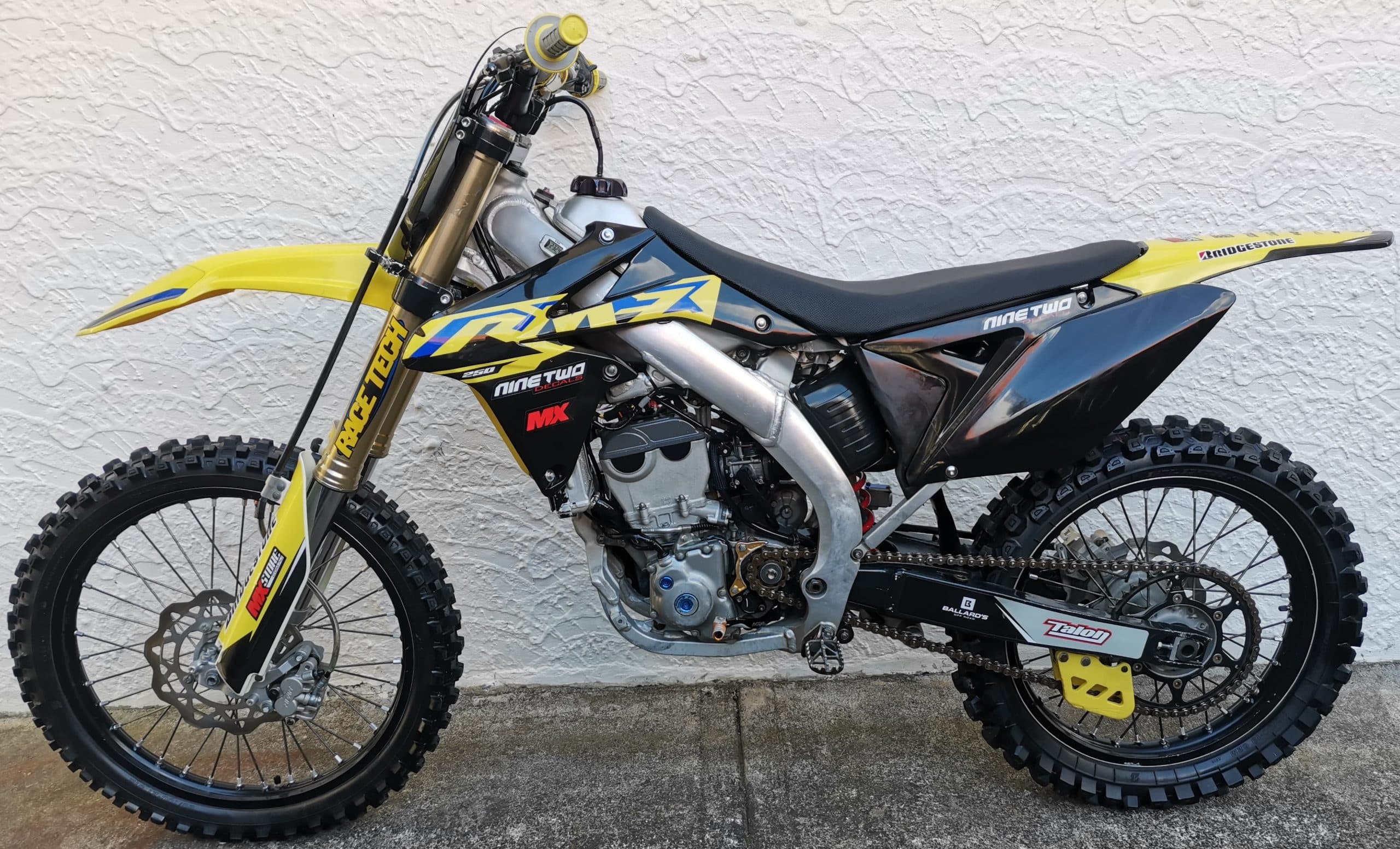 2013 Suzuki RMZ250, Fuel Injection