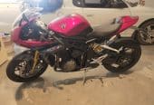 2022 triumph speed triple RR
