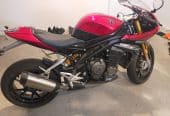 2022 triumph speed triple RR
