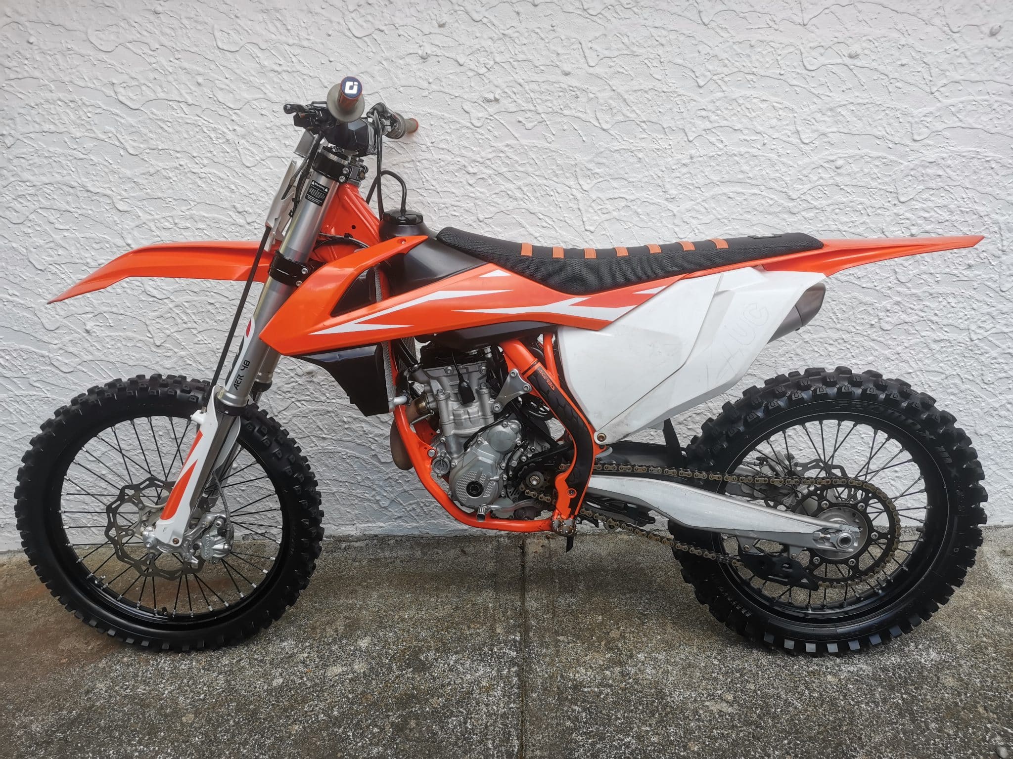 KTM 250SX-F Good condition, 4 stroke, electric start, fuel injection.